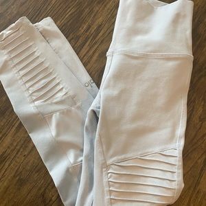 ALO HIGH WAISTED MOTO LEGGINGS small in pale blue